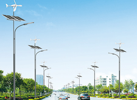 湖南省長(cháng)沙市風(fēng)光互補太陽(yáng)能路燈工程